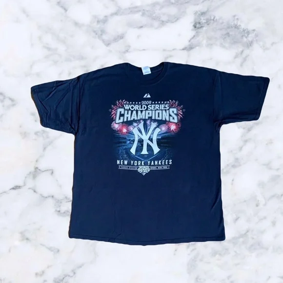 New York Yankees Champion T-Shirt - Picture 1 of 6